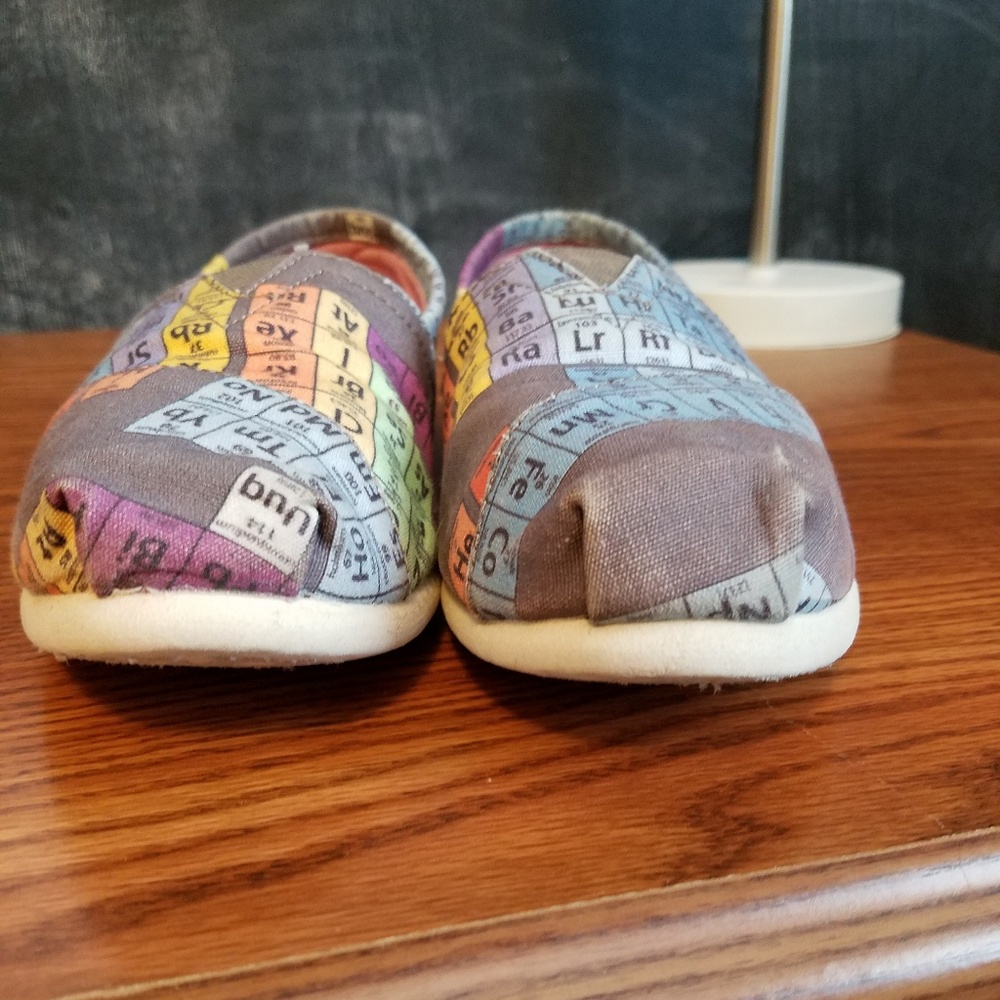 TOMS vegan womens size 7